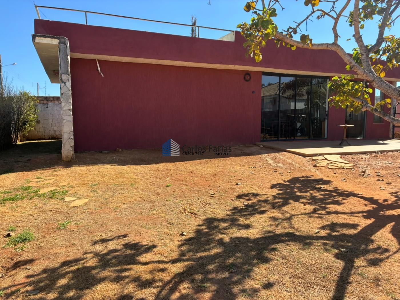Casa em Condom�nio